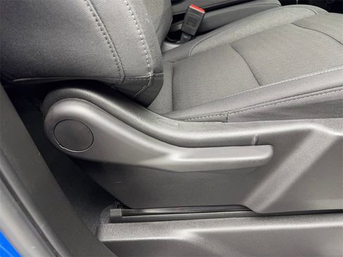 Used 2024 Chevrolet Silverado 1500 LT image 46