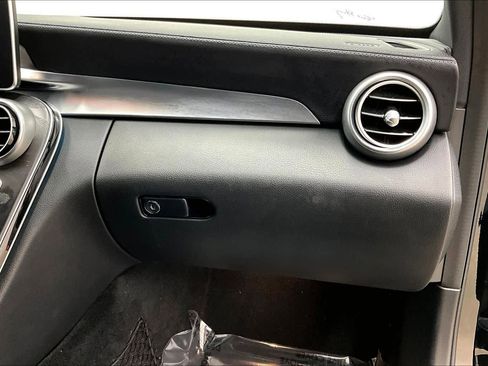 Used 2017 Mercedes-Benz C 300 Sedan image 19