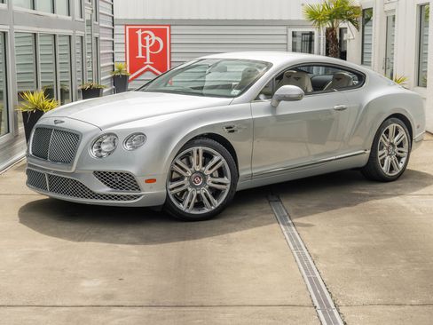 Used 2017 Bentley Continental GT AWD/4WD image 2