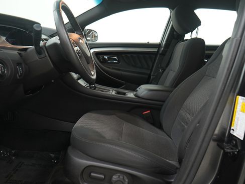 Used 2018 Ford Taurus SEL w/ Equipment Group 201A AWD/4WD image 22