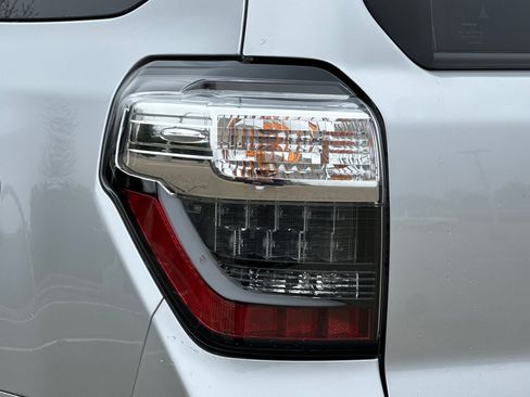 Used 2024 Toyota 4Runner SR5 Premium image 50