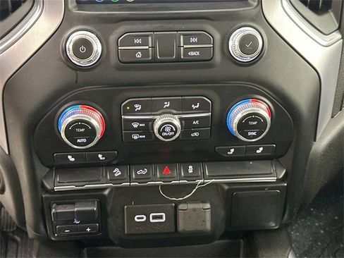 Used 2022 GMC Sierra 1500 Elevation image 13