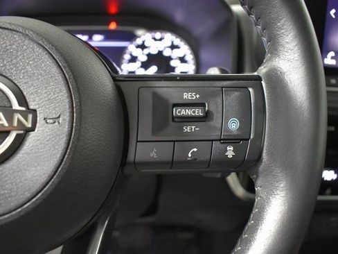 Certified 2023 Nissan Rogue SV w/ SV Premium Package image 17