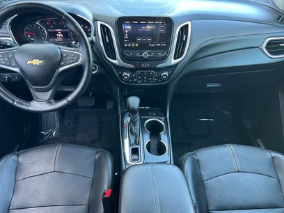 Used 2022 Chevrolet Equinox Premier