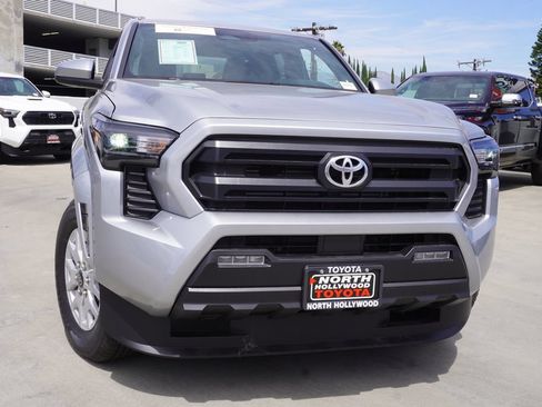 Certified 2026 Toyota Tacoma SR5 AWD/4WD image 2