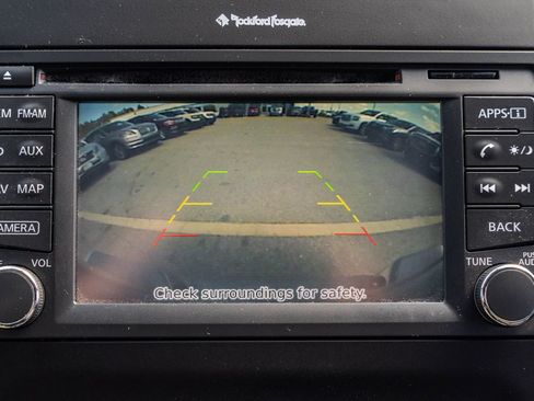 Used 2013 Nissan Frontier SV w/ SV Value Truck Pkg RWD image 32