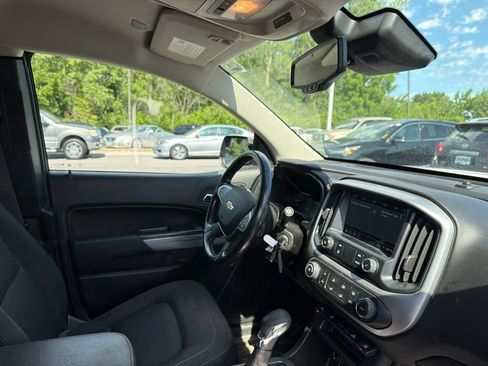 Used 2022 Chevrolet Colorado LT w/ Fleet Safety Package RWD image 11