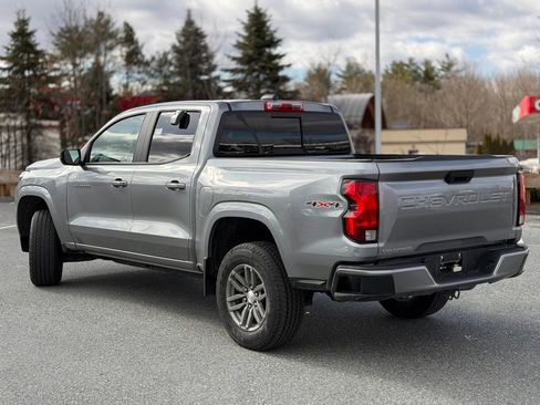 Used 2024 Chevrolet Colorado LT w/ LT Convenience Package image 3