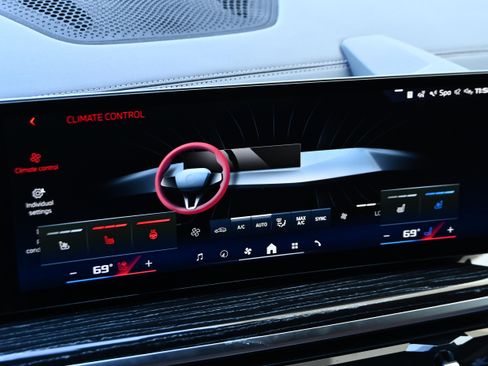 Certified 2025 BMW X6 M60i w/ Executive Package image 15