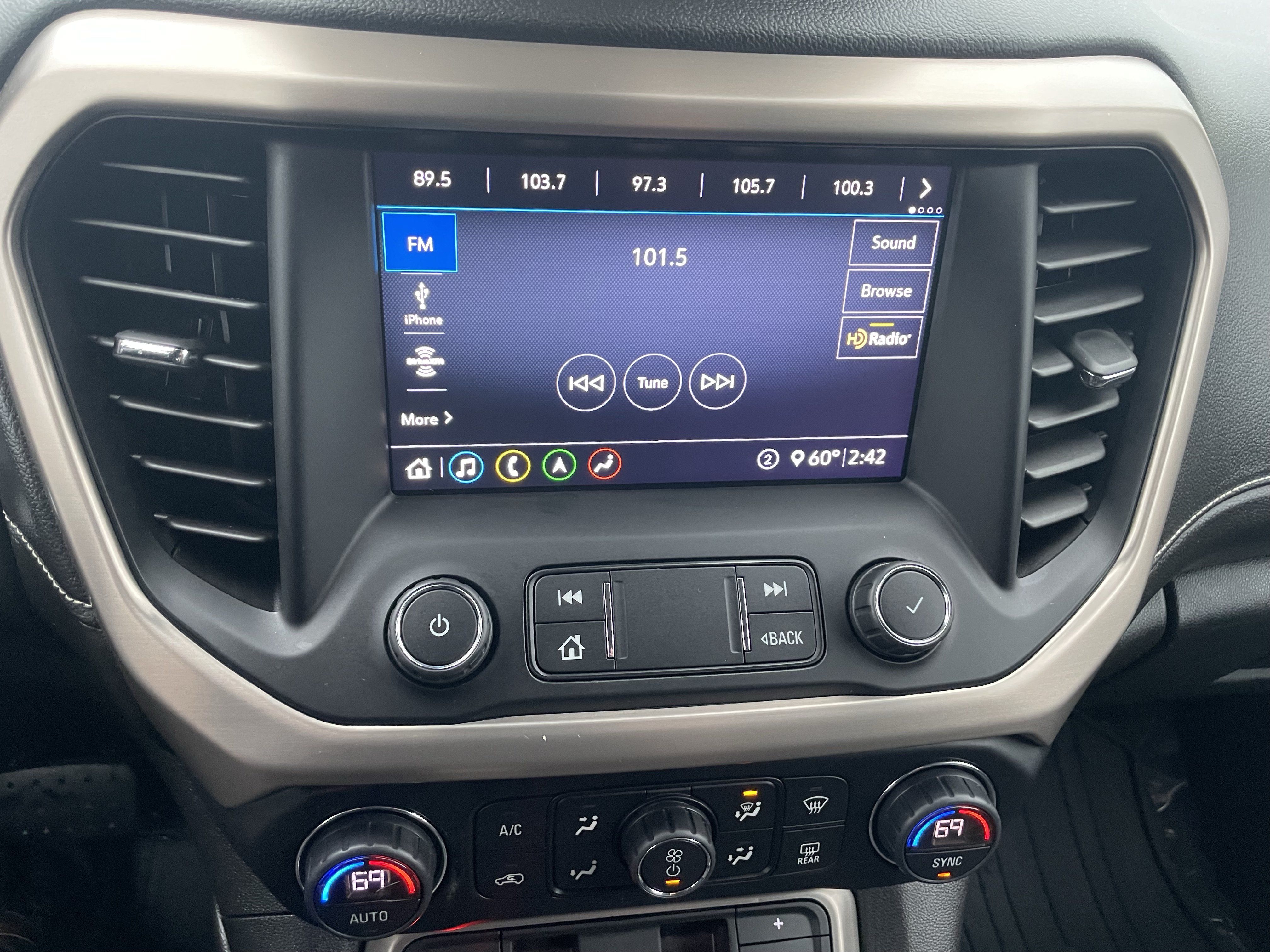 Used 2020 GMC Acadia Denali w/ Trailering Package AWD/4WD image 20