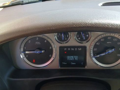 Used 2014 Cadillac Escalade Luxury image 24