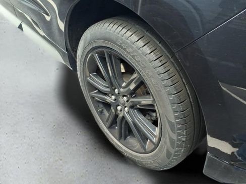 Used 2024 Ford Edge ST-Line image 19