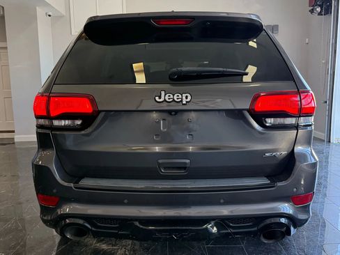 Used 2015 Jeep Grand Cherokee SRT AWD/4WD image 5