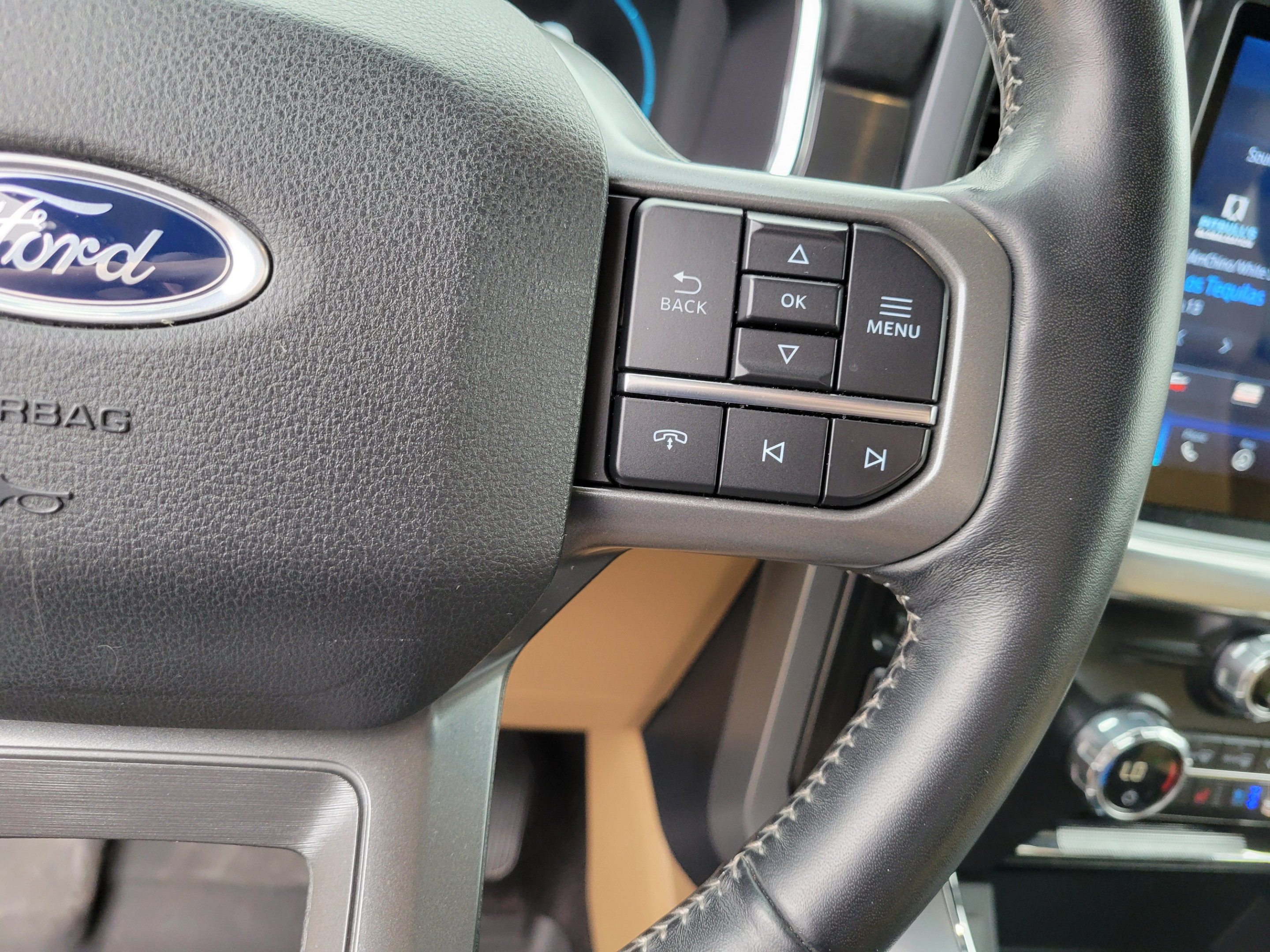 Used 2021 Ford F150 Lariat w/ Equipment Group 502A High AWD/4WD image 28