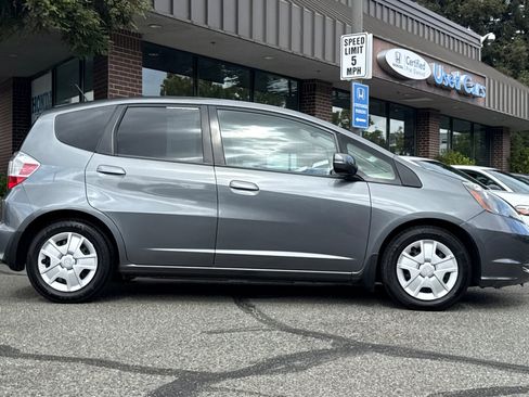 Used 2013 Honda Fit image 3