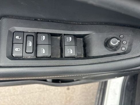 Used 2022 Jeep Grand Cherokee L Limited image 27