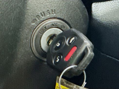 Used 2015 Subaru Crosstrek 2.0i Premium AWD/4WD image 18