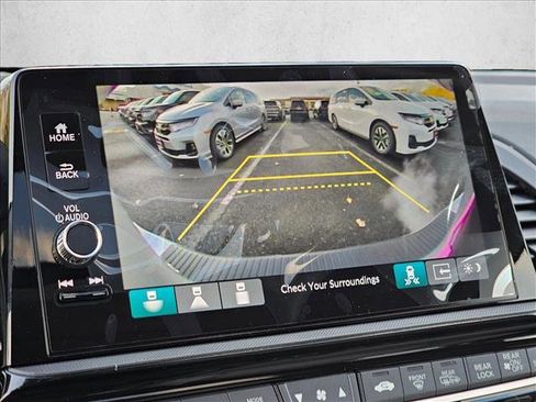 New 2026 Honda Odyssey Touring image 21