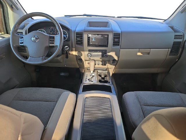 Used 2012 Nissan Titan SV w/ SV Value Truck Pkg RWD image 9