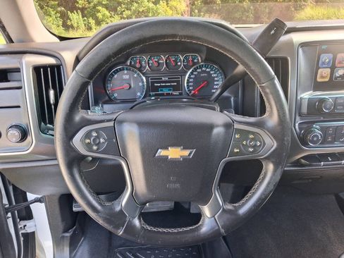 Used 2018 Chevrolet Silverado 1500 LT RWD image 11