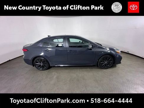 Used 2024 Toyota Corolla SE w/ SE Premium Package FWD image 2