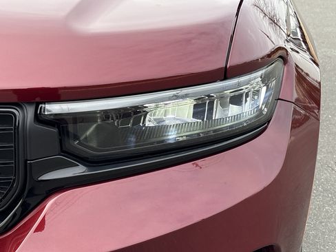 Certified 2024 Jeep Grand Cherokee Altitude image 11