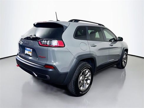 Used 2022 Jeep Cherokee Trailhawk w/ Technology Group B image 9