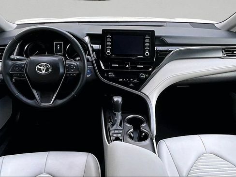 Certified 2024 Toyota Camry SE FWD image 10