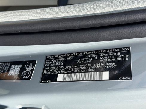 New 2026 Volvo XC60 B5 Ultra w/ Protection Package Premier AWD/4WD image 16