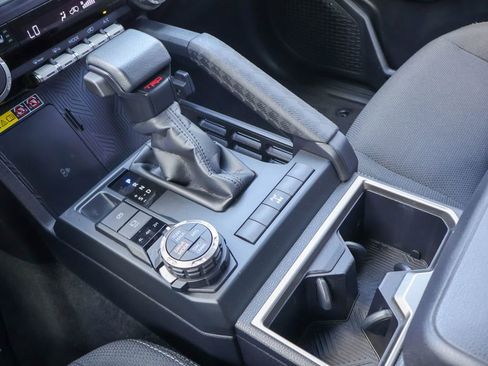 Used 2025 Toyota 4Runner TRD Off-Road AWD/4WD image 16