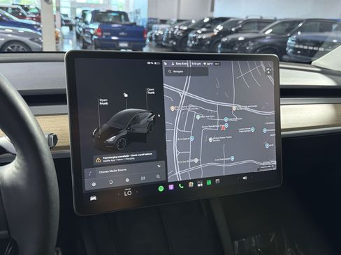 Used 2022 Tesla Model Y Performance AWD/4WD image 19