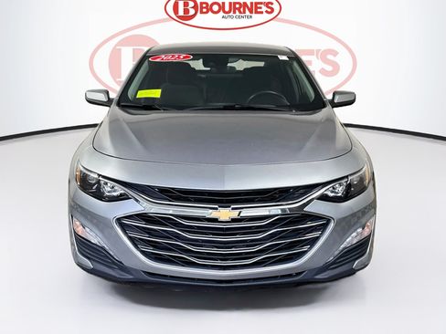 Used 2025 Chevrolet Malibu LT FWD image 5