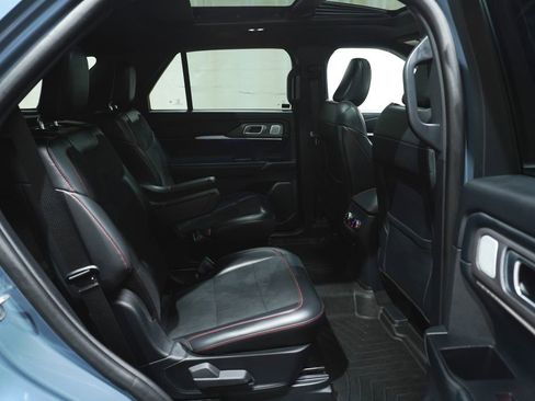Used 2025 Ford Explorer ST w/ Sun And Sound Package image 19