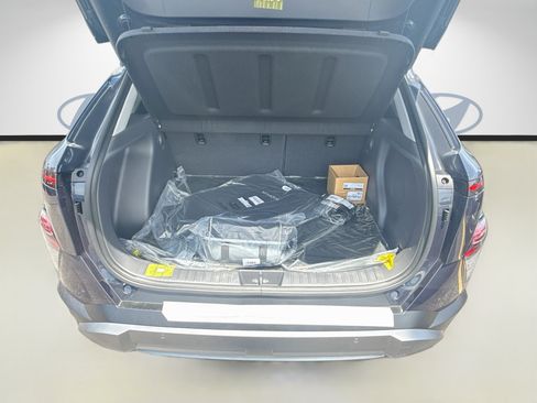 New 2027 Hyundai Kona Limited FWD image 19