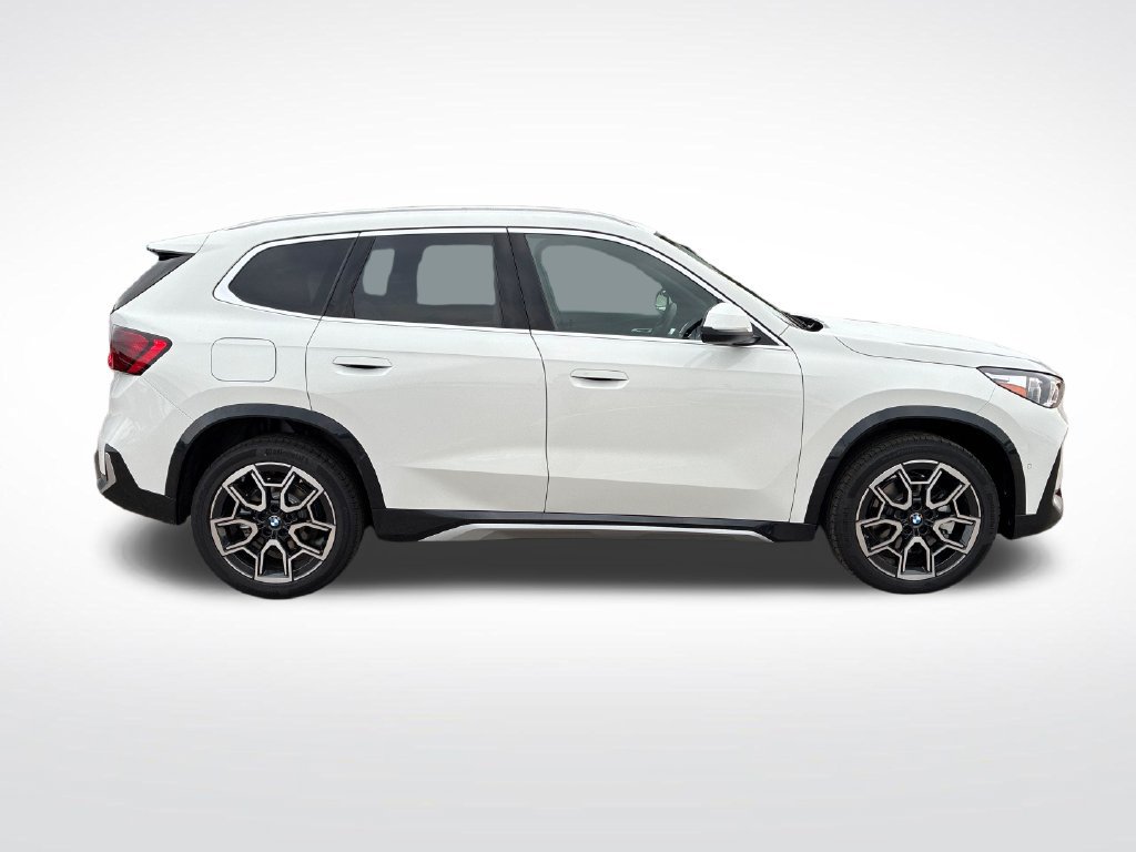 New 2026 BMW X1 xDrive28i w/ Technology Package AWD/4WD image 2