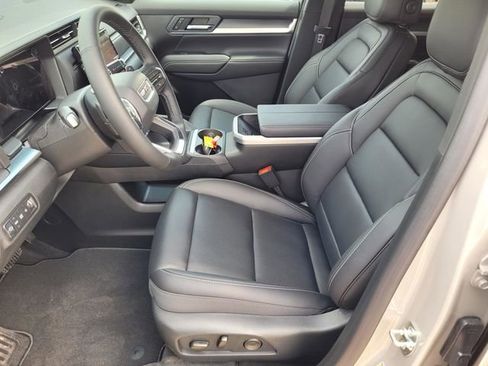 New 2026 GMC Terrain Elevation w/ Elevation Premium Package FWD image 19