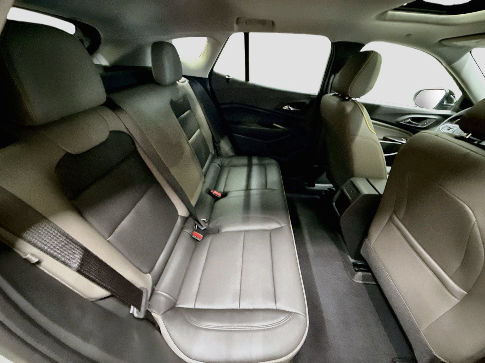 New 2026 Chevrolet Trax ACTIV w/ Sunroof Package FWD image 30