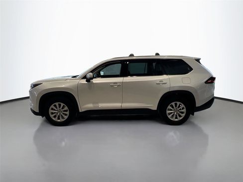 New 2026 Toyota Grand Highlander XLE image 4