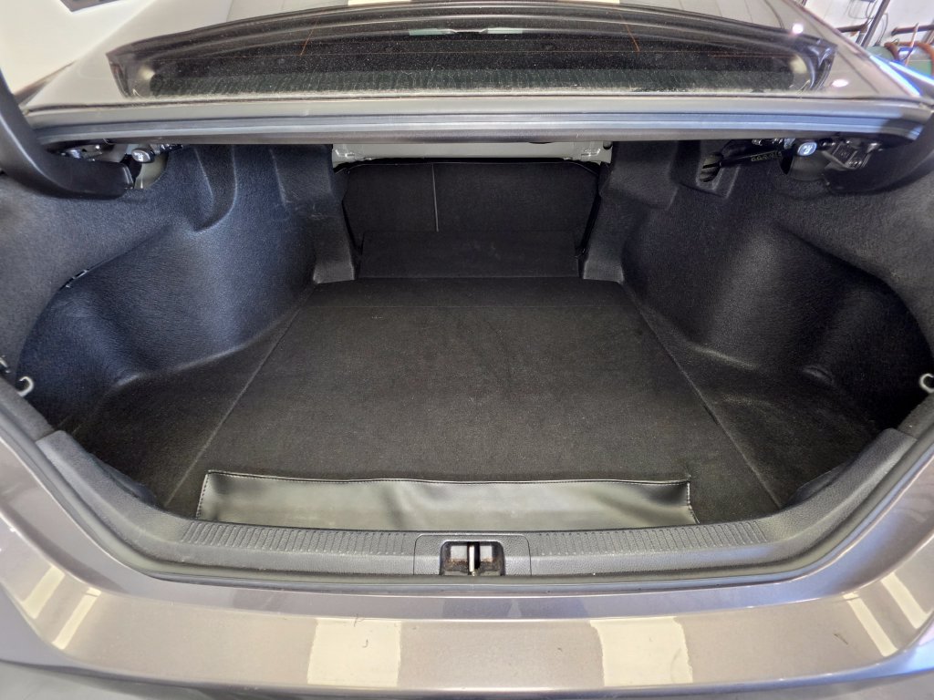 Used 2022 Toyota Camry SE AWD/4WD image 6