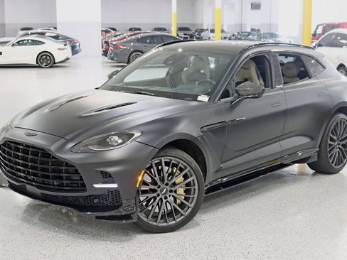 Used 2023 Aston Martin DBX 707 AWD/4WD image 7