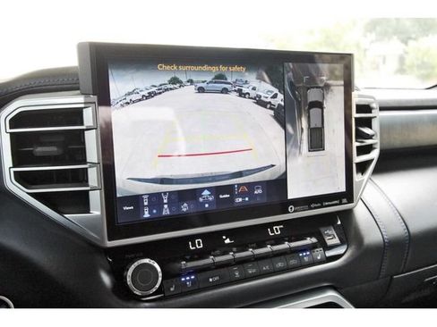Used 2023 Toyota Tundra Platinum AWD/4WD image 24