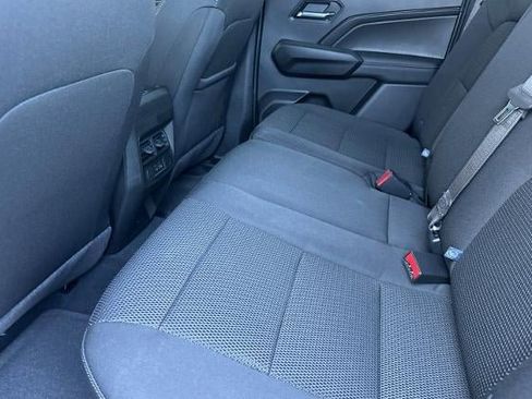 New 2025 GMC Canyon Elevation w/ Convenience Package image 12