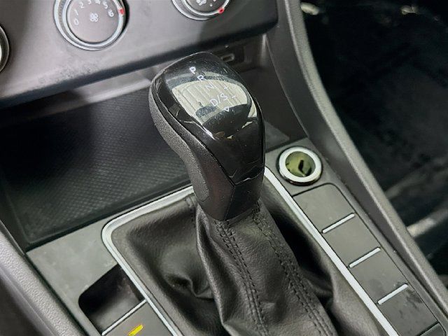 Used 2022 Volkswagen Jetta Sport FWD image 16