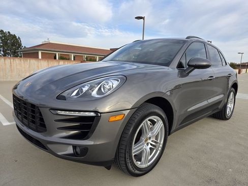 Used 2016 Porsche Macan S AWD/4WD image 3