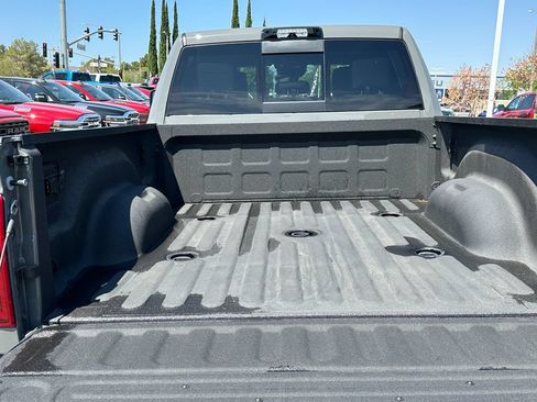 New 2026 RAM 2500 Laramie AWD/4WD image 16