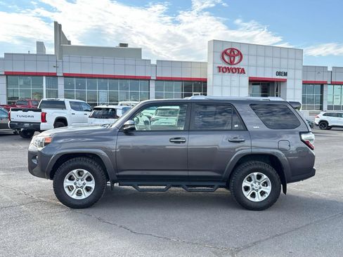 Used 2017 Toyota 4Runner SR5 Premium AWD/4WD image 3