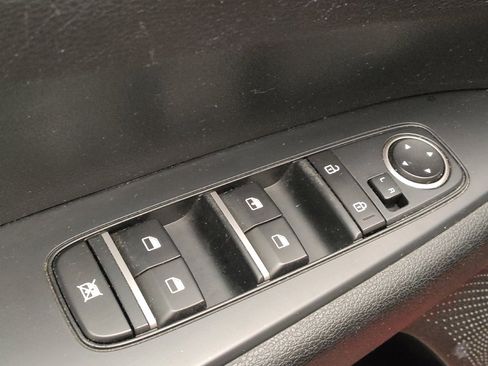 Used 2020 Kia Forte LXS image 27