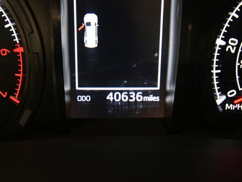 Certified 2024 Toyota 4Runner SR5 image 15