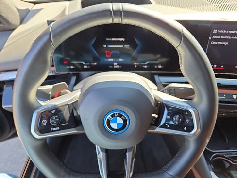 Used 2025 BMW i5 xDrive40 w/ Executive Package image 20