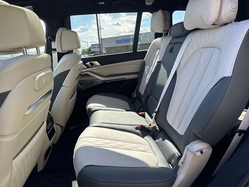 New 2026 BMW ALPINA XB7 AWD/4WD image 18